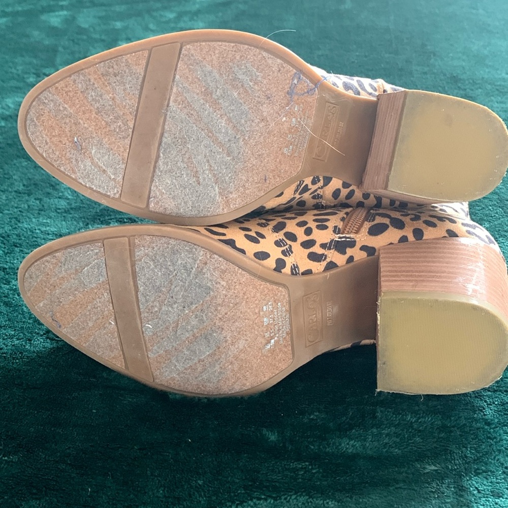 Carlos by Carlos Santana Brown and Black Ankle Booties with Leopard Print - Picture 5 of 6